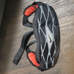 Nike Vapor Slim Waistpack Bauchtasche